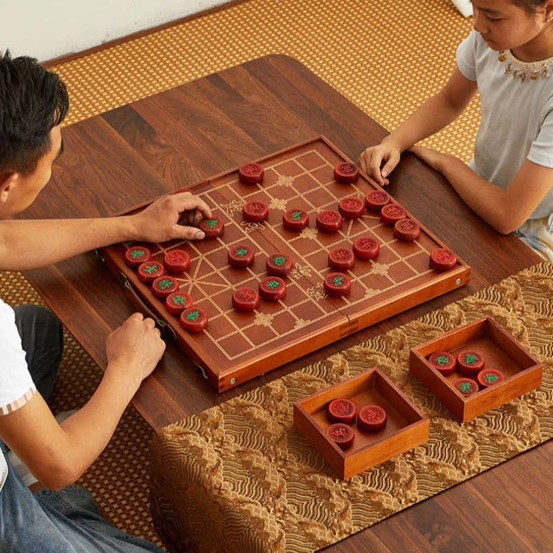 Educational Toys Wooden Chinese Chess Couple Portable Luxury Chinese Chess Strategy Handmade Conveniente Entertainment Toys