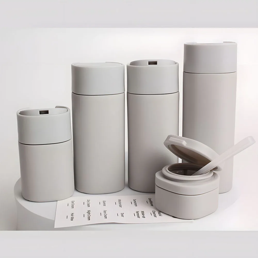 Reiseflaschen-Set, zusammendrückbare Silikonbehälter, nachfüllbares Reisezubehör für Spülung, Shampoo, Lotion und Körper