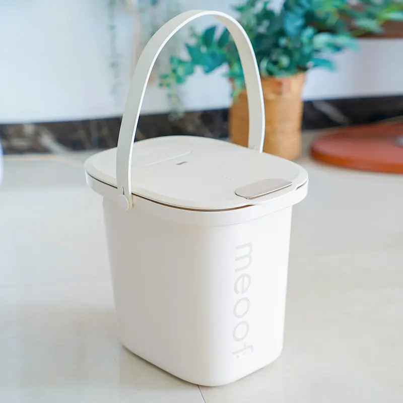 Cat Food Storage Bucket Dog Food Sealed Container Large Capacity Moisture-proof Storage Bucket Insect-proof Dog Food Storage