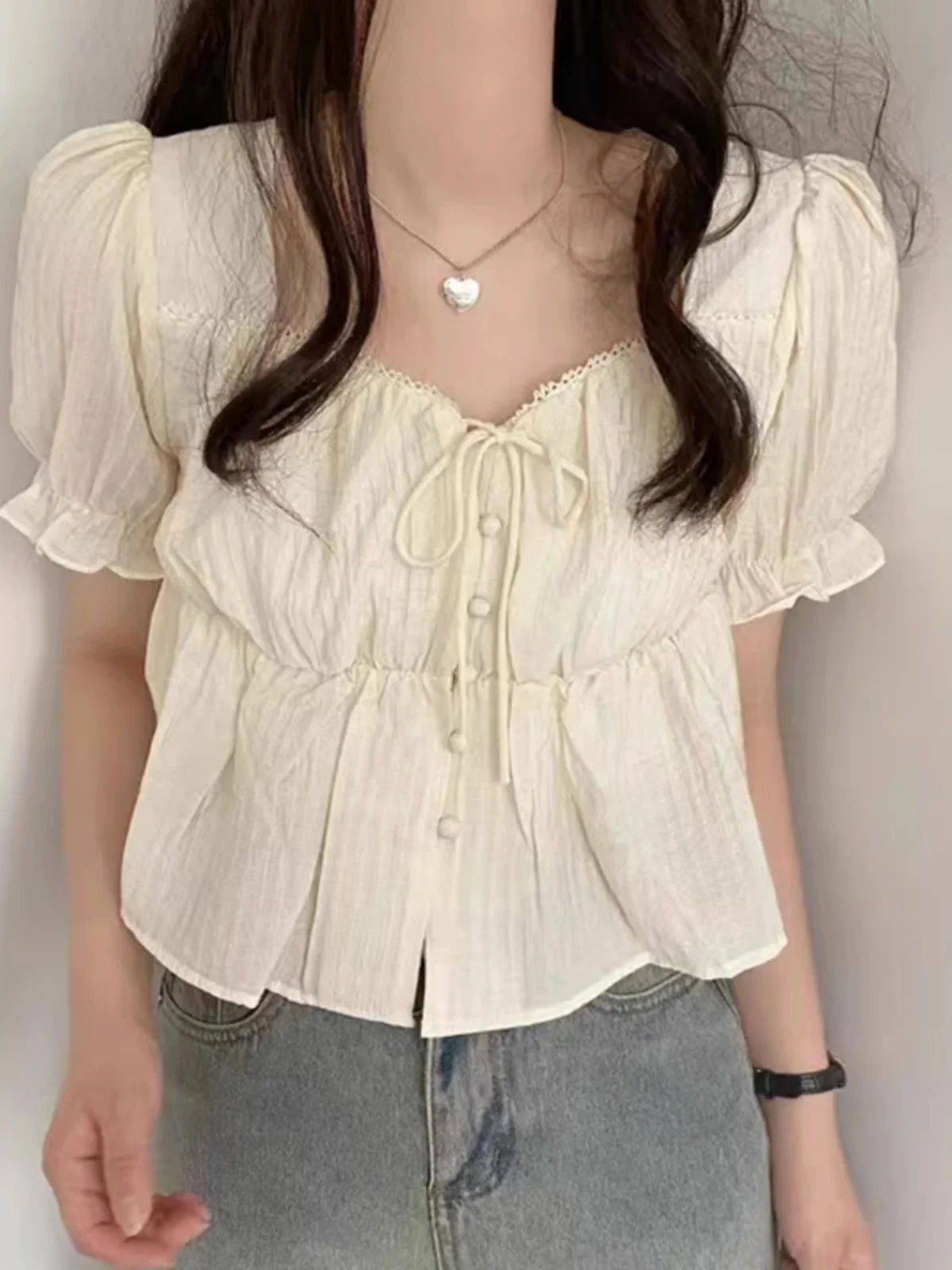 

Chic Short Doll Shirt Women's Fashion Bubble Sleeve Square Collar Design Summer New Sweet Style Korean Loose Fit Button Detail