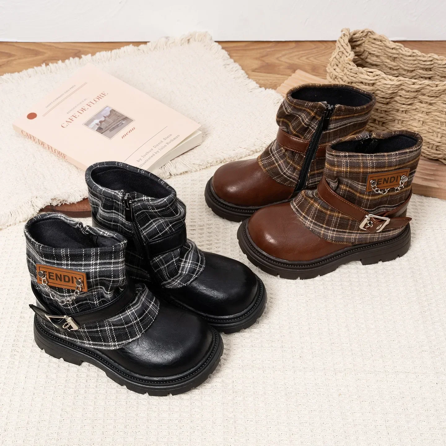 Toddler Girls Plaid Spliced Ankle Boots, Metal Chain & Buckle Decor, Side Zipper, Thick Non Slip Sole for Autumn Winter