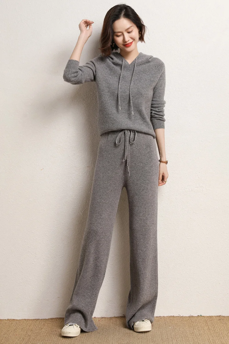 Autumn and winter new high-waisted loose wool knitted wide-leg trousers for women to wear straight leg wide-leg moped trousers