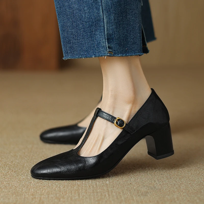 2024 New Autumn T-strap Pumps Round Toe Mary Janes Low Heels Shoes for Women Handmade Women Shoes Retro Ladies Shoes