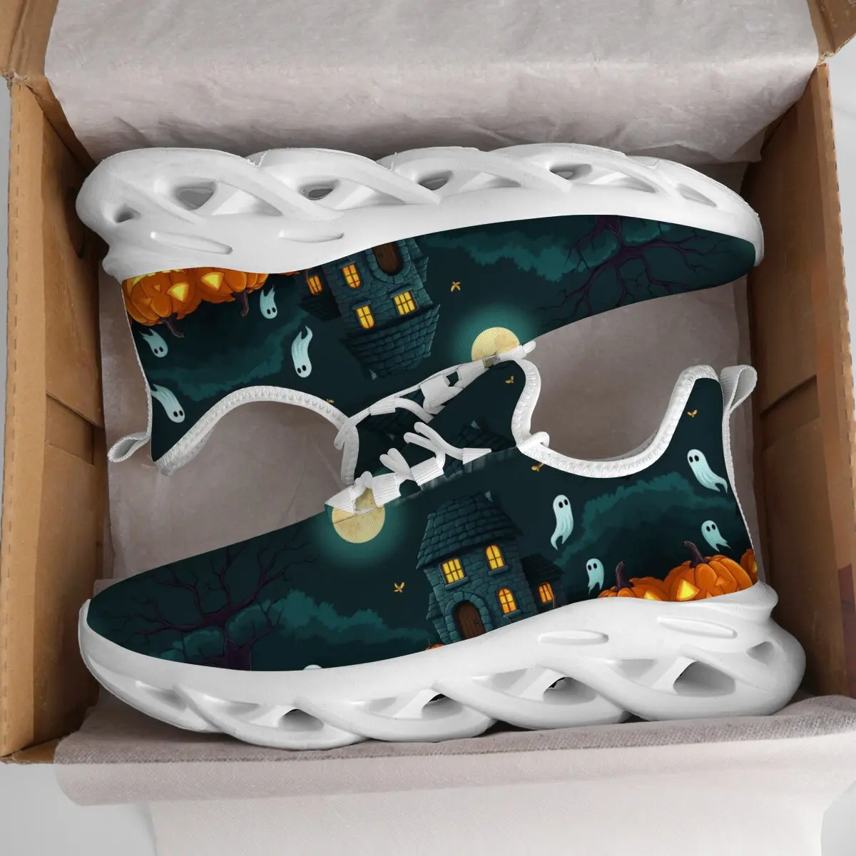 

Large-sized Four-season Style Flying Dragon Pattern Lace-up Low-top Round-toe Flight-woven Soft-soled Casual Sports Shoes