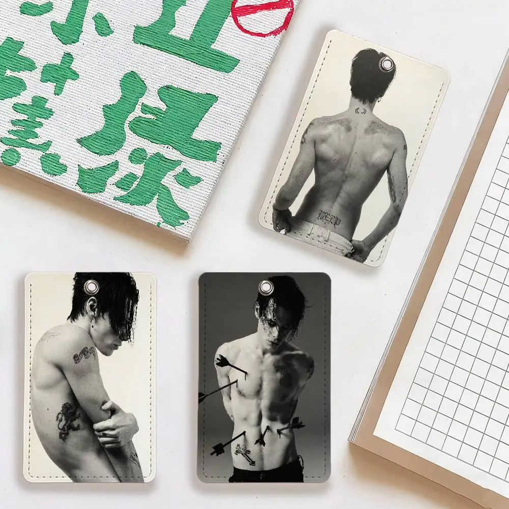 

Держатель для карт с изображением популярного певца YUNGBLUD, аксессуар для больничных пропусков, подарок.