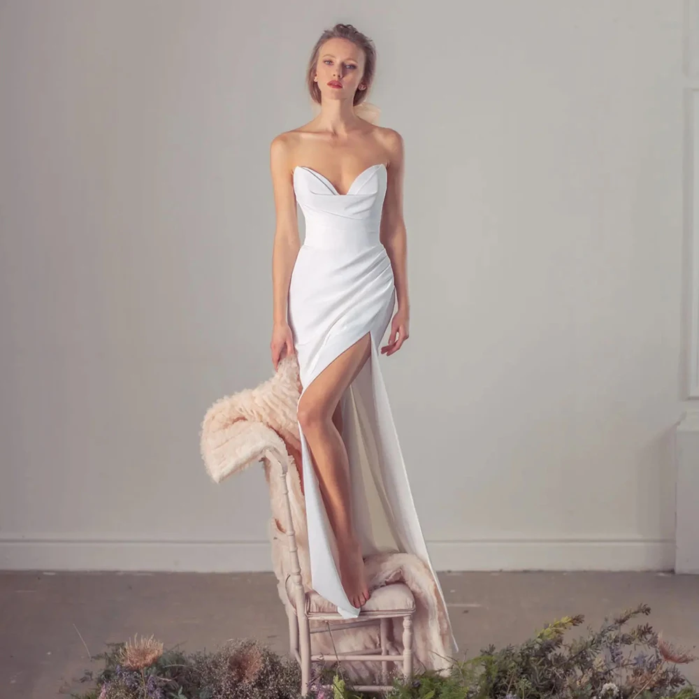 

Simple V-Neck Strapless Wedding Dress Sexy Side Slit Sheath Floor Length Bridal Open Back with Buttons and Zipper Gowns Robe