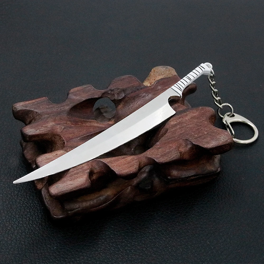 Anime BLEACH: Thousand-Year Blood War Keychains Kurosaki Ichigo Zangetsu Weapon Pendant Keyring Key Chain For Men Cool Jewelry view 2