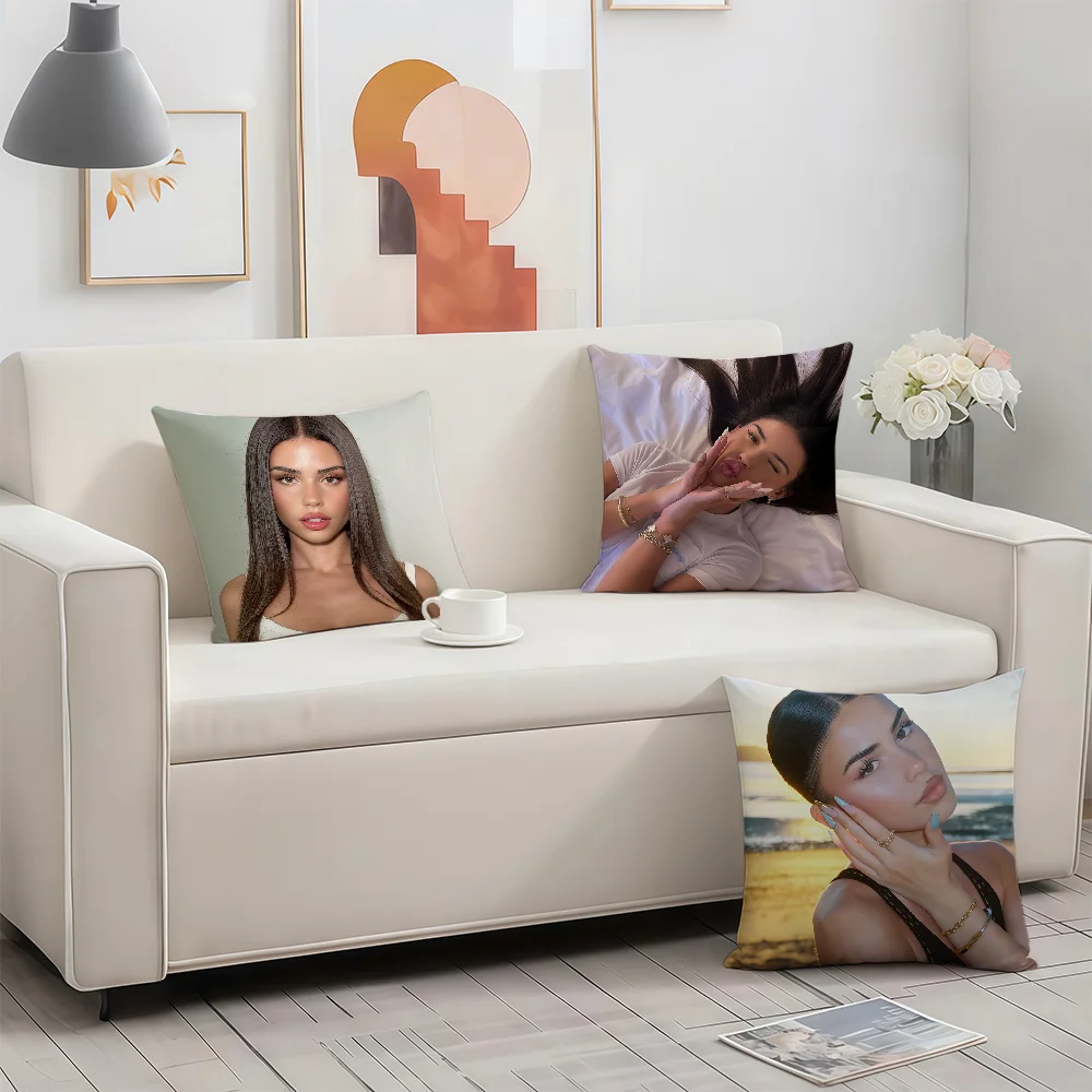 Model L-Leah Halton cushion cover Birthday Anniversary Gifts Double Sided Printed Zipper Cushion Cover Soft Skin Bedding