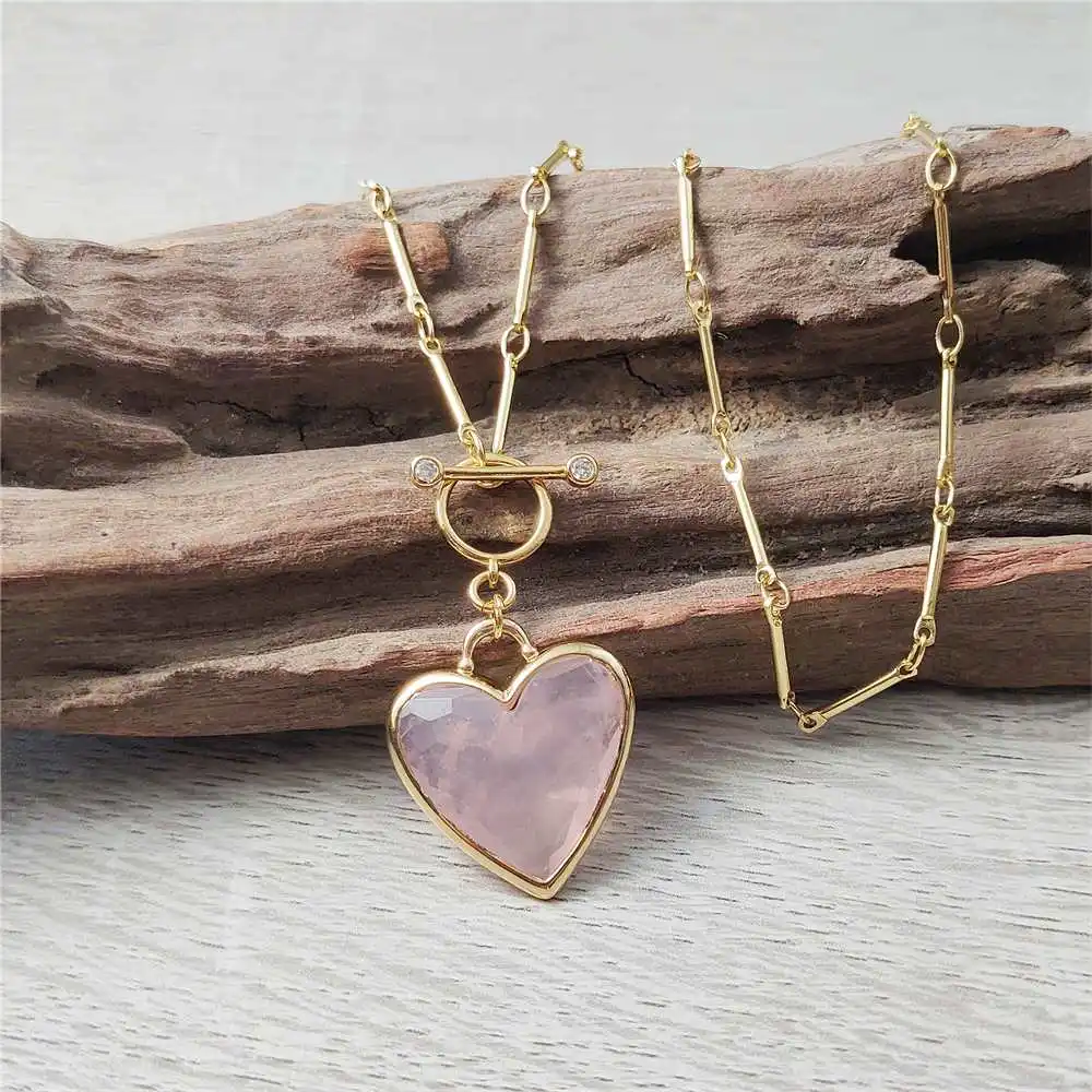 FUWO 1PCS Handcrafted Natural Rose Crystal Necklace,Golden OT Buckle Chain Heart-Shaped Semi-Precious Stone Women\'s Gift (NC478)