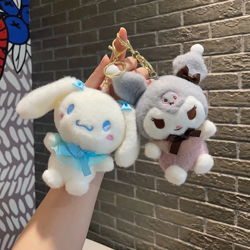 Nouveau Style Sanrio Hello Kitty cannelle KUROMI cannelle peluche sac à dos pendentif porte-clés fille anniversaire cadeaux de noël