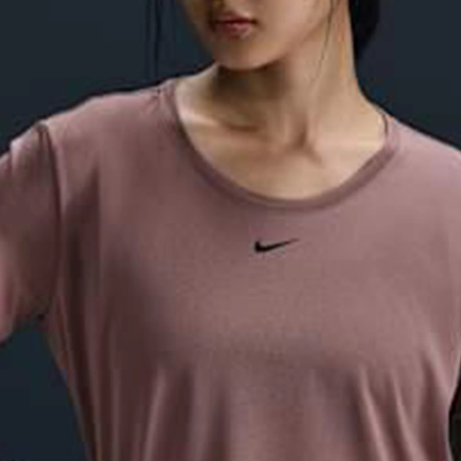 تي شيرت نايك أصلي صيفي فضفاض قصير للتدريب الرياضي يسمح بمرور الهواء DD0639-208