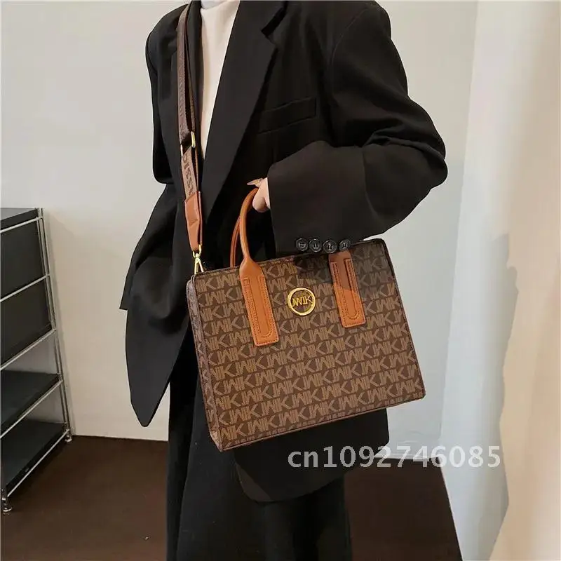 New Fashion Women's Classic Bag Trend Brand Shoulder Bag Set Crossbody Luxury Designer Handbag Bag Versatile Three Piece Tote