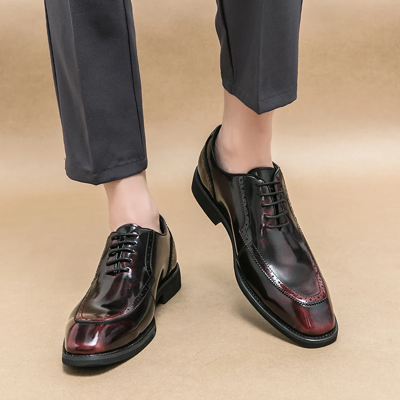 

Дизайнерские модные туфли дерби для мужчин, с квадратным носком, на шнуровке, деловые, в британском стиле, черные, красные, размеры 38-46, мужская обувь