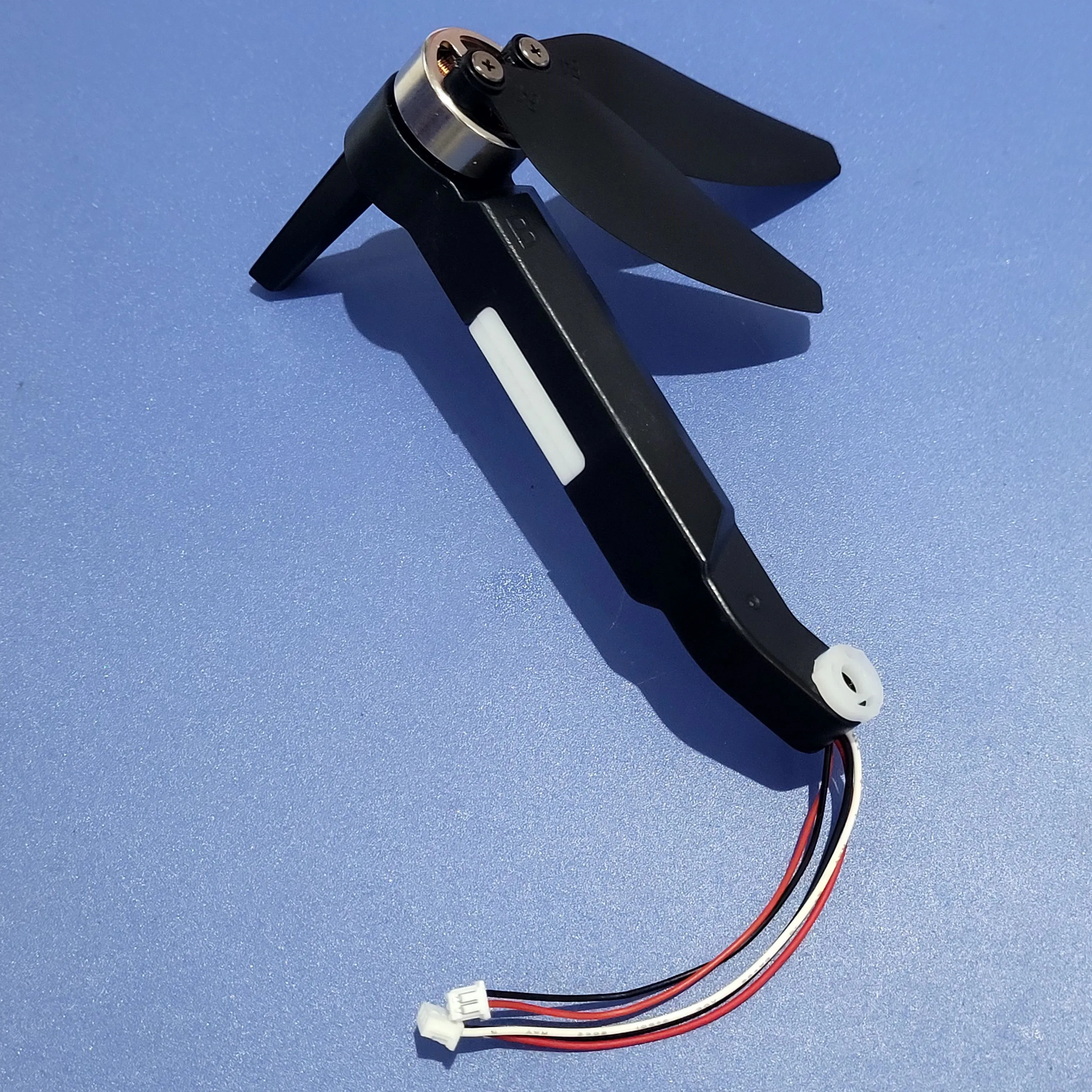 

Front B Motor Arm with Engine Blade Spare Part Original for E88 MAX E88MAX Drone RC Quadcopter Arm Accessory