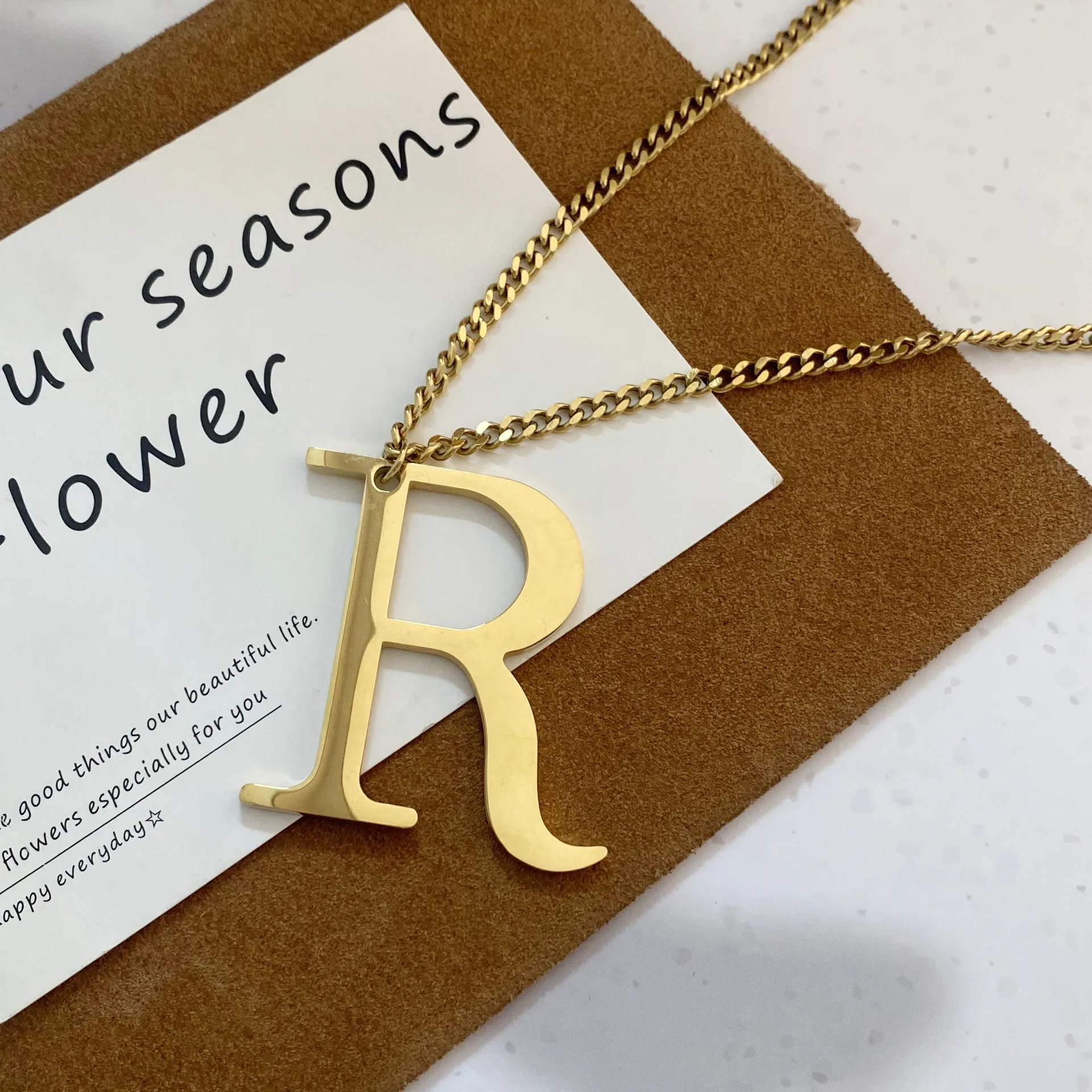 Capital English R Letter Necklace Stainless Steel Letter Pendant Necklace Men's and Women's Fashion Jewelry Gift