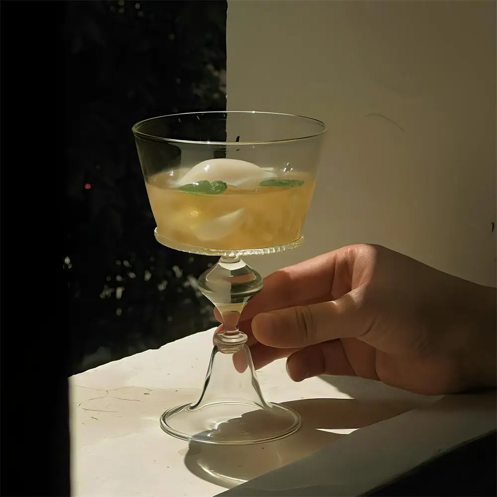 

Retro France Goblet Glass Handmade High Silica Cocktail Cup Glass Dessert Cup Light luxury Sugar bowl, Wine cup,