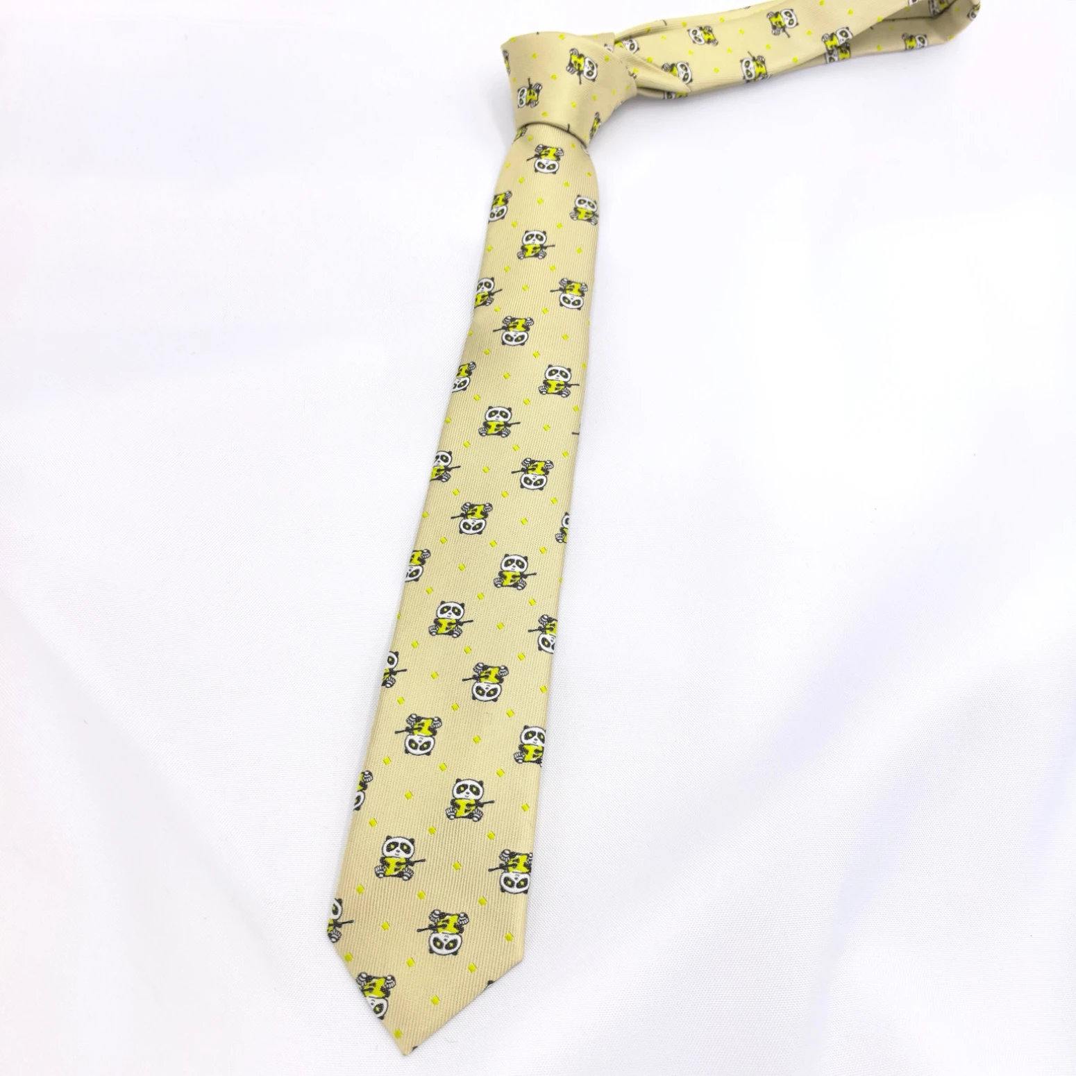 6cm Narrow Hand-Tied Tie Cartoon Light Yellow Casual Tie for Men and Women, Student Style Fun Panda Playing Guitar