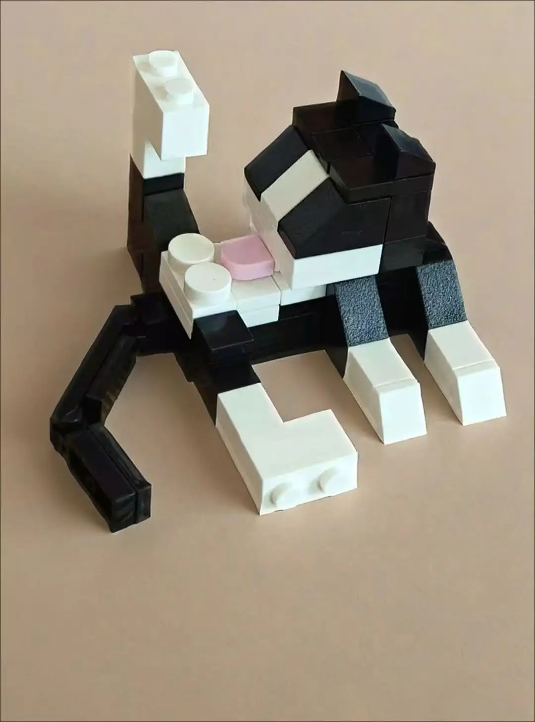 MOC Kuh Katze Kreative DIY Bausteine Spielzeug Katze Inländischen Bausteine Abstrakte Kleine Spielzeug Montage Spielzeug Ornament