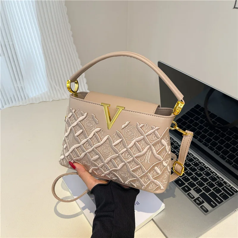 حقيبة مصممة أزياء راقية شهيرة لعام 2025 - حقيبة يد مطرزة رائعة، تصميم أنيق للكتف/الرسول #4