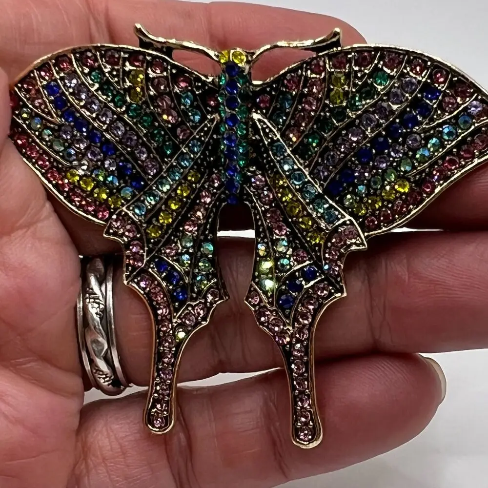 Vintage Court Style Butterfly Brooches for Women Luxury Colorful Rhinestone Insect Pin Brooch Vintage Enamel Pins Coat Accessory