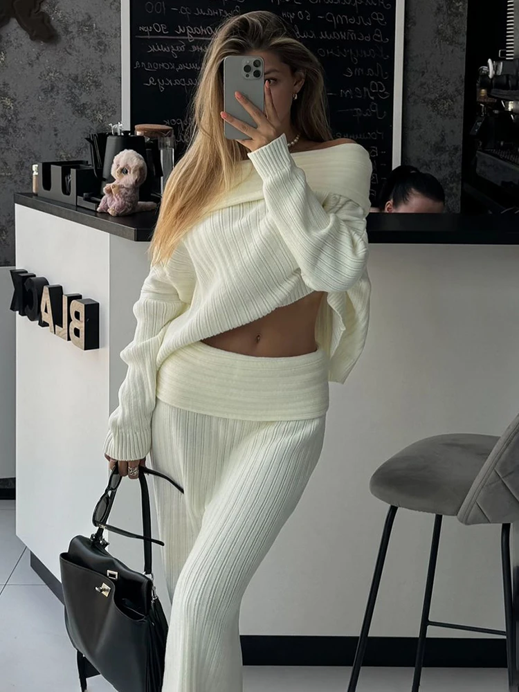 TARUXY Knitted Skirt 2 Piece Set Women\'s One-Shoulder Long Sleeves Sweater Pullover Elegant Slim Fit Long Skirt Suit Autumn New