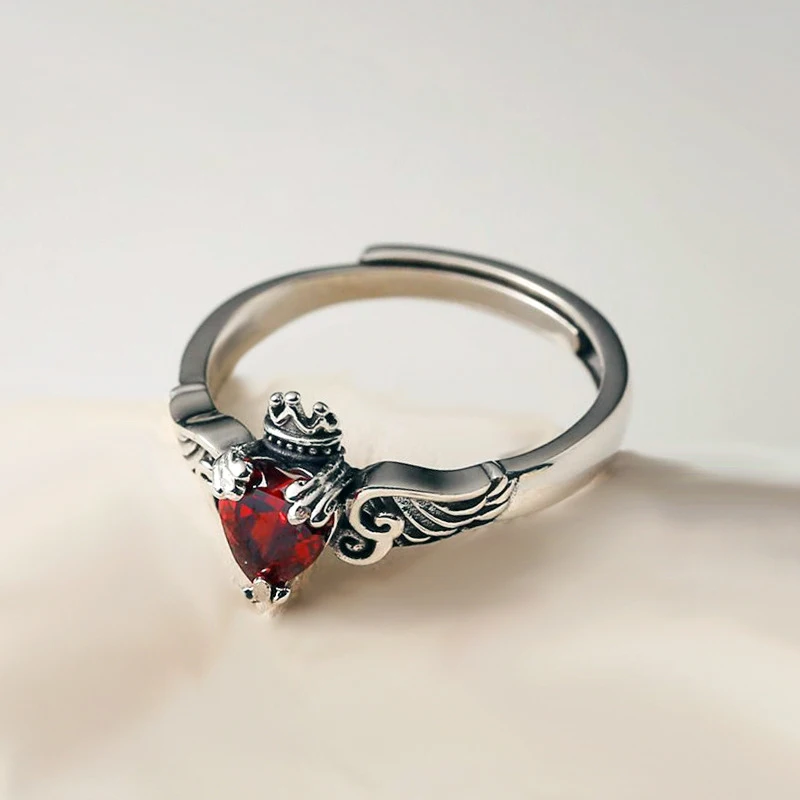 Love Heart Red Zircon Rings for Women Retro Gothic Crown Wing Silvery Ring Fashion Jewelry