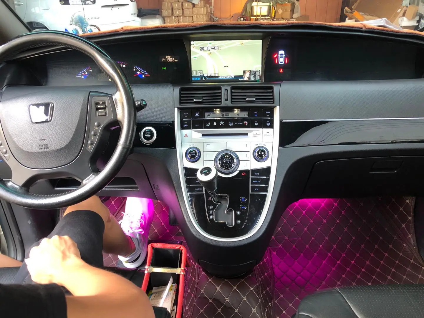 10 zoll Android Auto Multimedia Player Für Luxgen 2010-2016 Luxury7 MPV Carplay Gps Navigation Stereo Mit Touch Screen