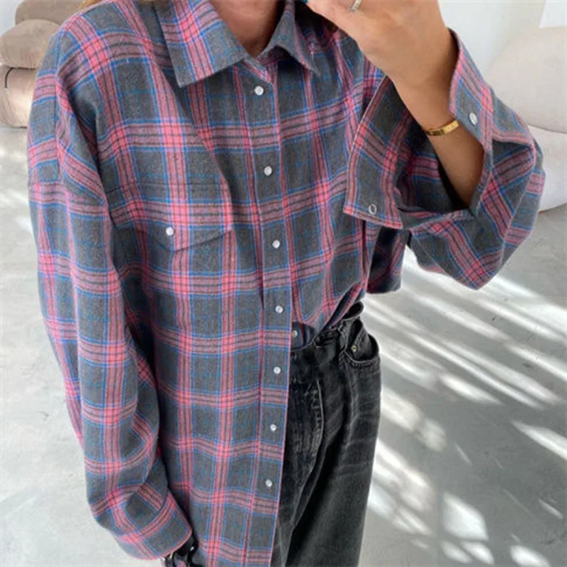 Women Oversized Plaid Shirt Autumn Winter Vintage Long Sleeve Loose Lapel Shirts Female Fashion Streetwear Pocket Button Blouses