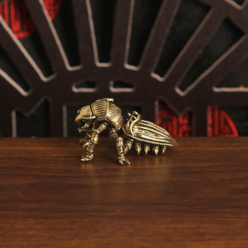 2 pieces of brass solid alien insect ornaments home desktop statue small ornaments