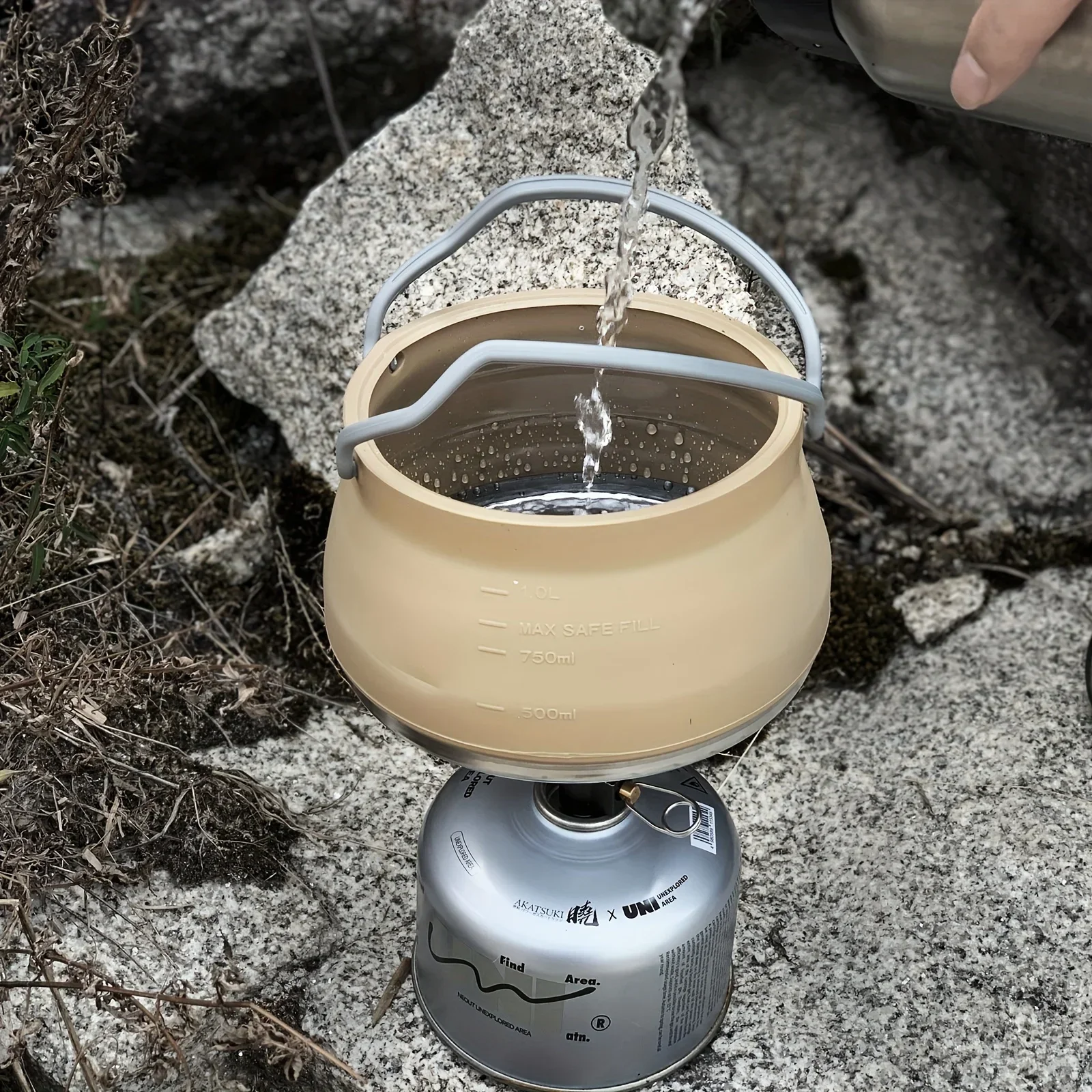Collapsible Camping Kettle For Hiking, Backpacking & Outdoors, Folable Pot With Lid image 2
