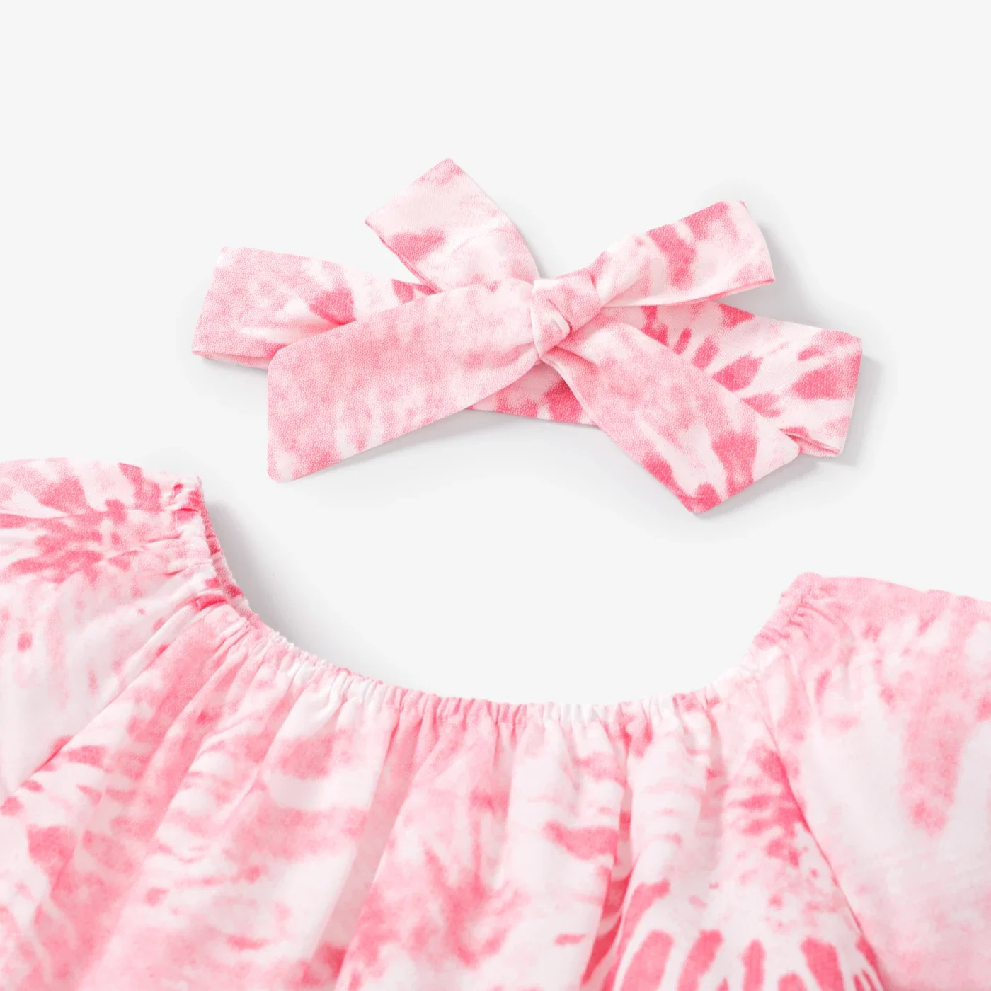 PatPat 3pcs Toddler Girl Tie Dye Top & Headband & Ripped Denim Shorts Set Suitable for Summer Season Perfect for Outings