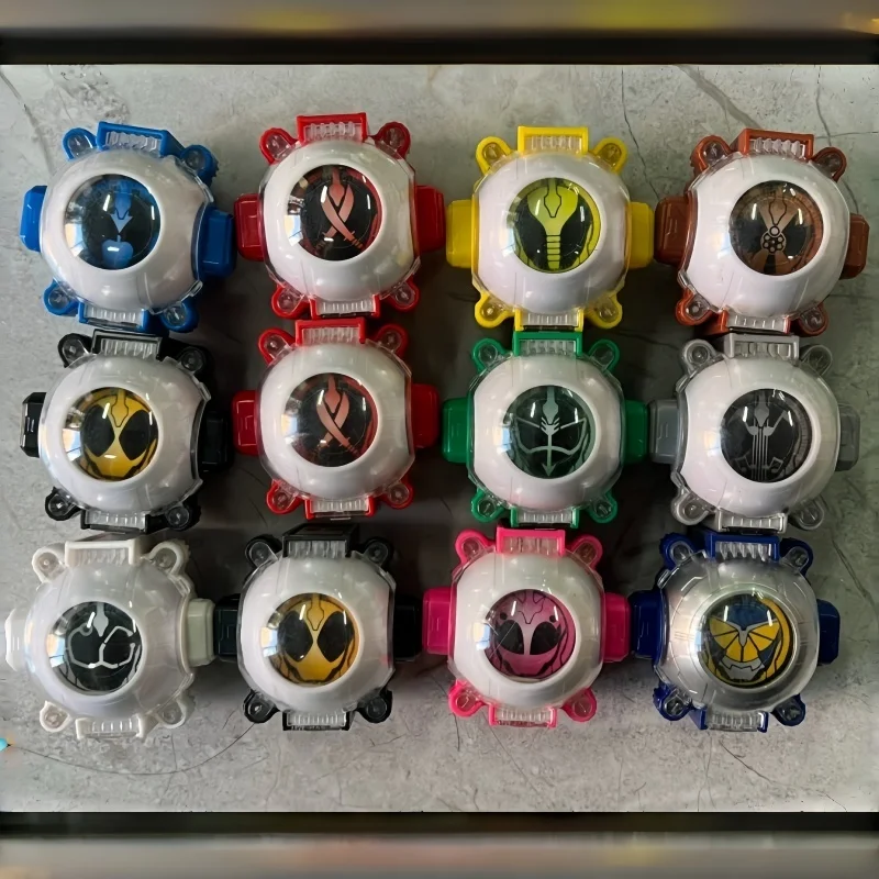 

В наличии: Коллекционная игрушка Bandai (Япония) DX Kamen Rider Ghost Eyecon TV Hero Newton Houdini Benkei Himiko Eyecon – подарок