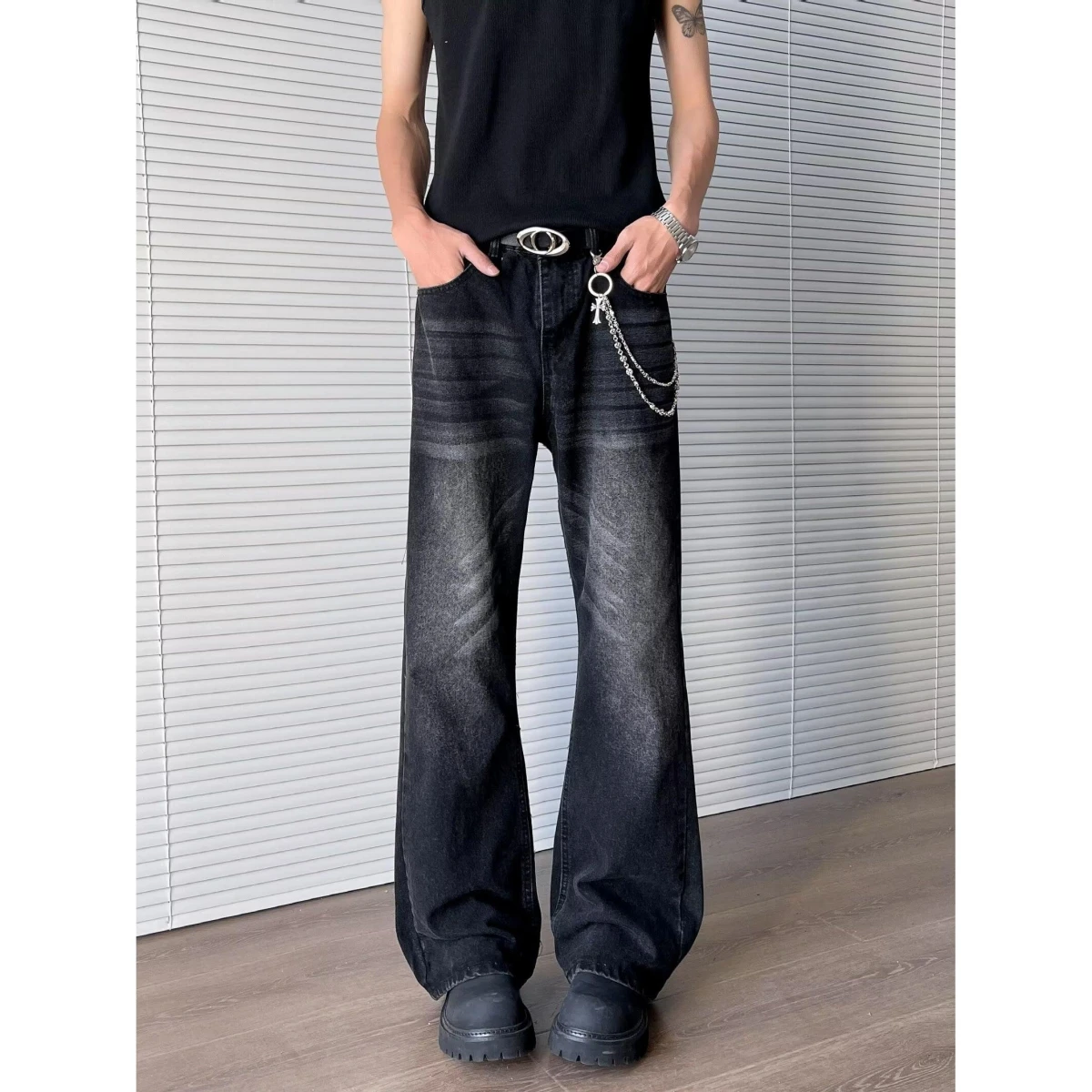 

Retro Distressed Knife Jeans Men Straight American Flared Cleanfit Floor Length Loose Fit Cotton Polyester Blend