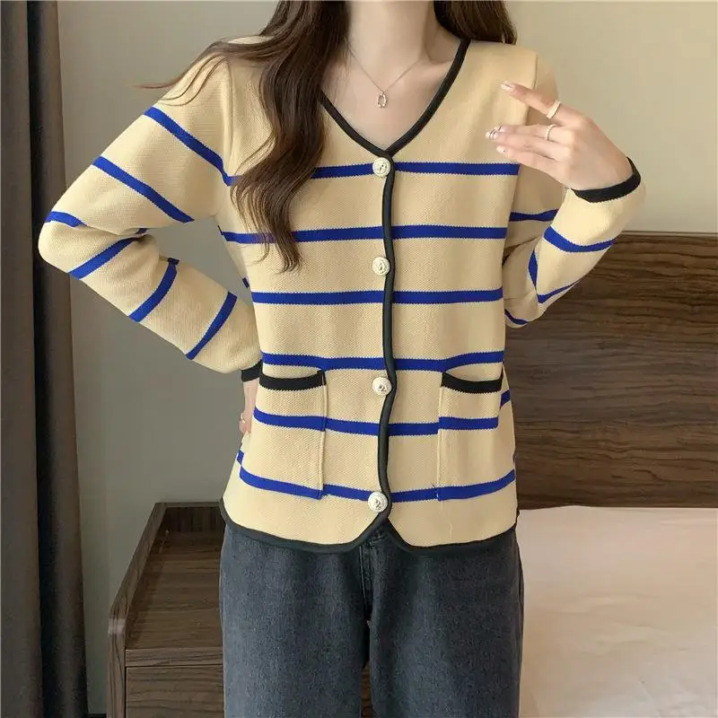 Women Spring Autumn Sweaters V-neck Stripe Knitted Cardigan Fashion korean Long Sleeve Casual Loose Short Tops Cardigans Sweater