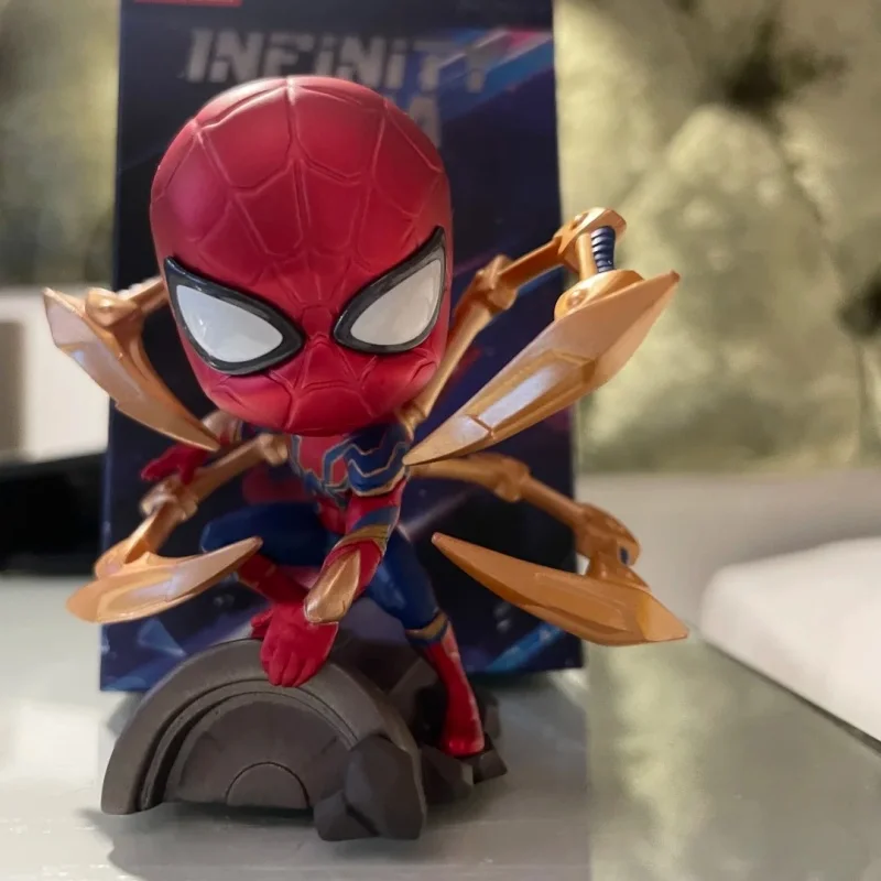 

Pop Mart Marvel Infinity Saga Series слепая коробка модная игровая фигурка Железный человек Человек-паук подарок модные игрушки украшения загадочная коробка