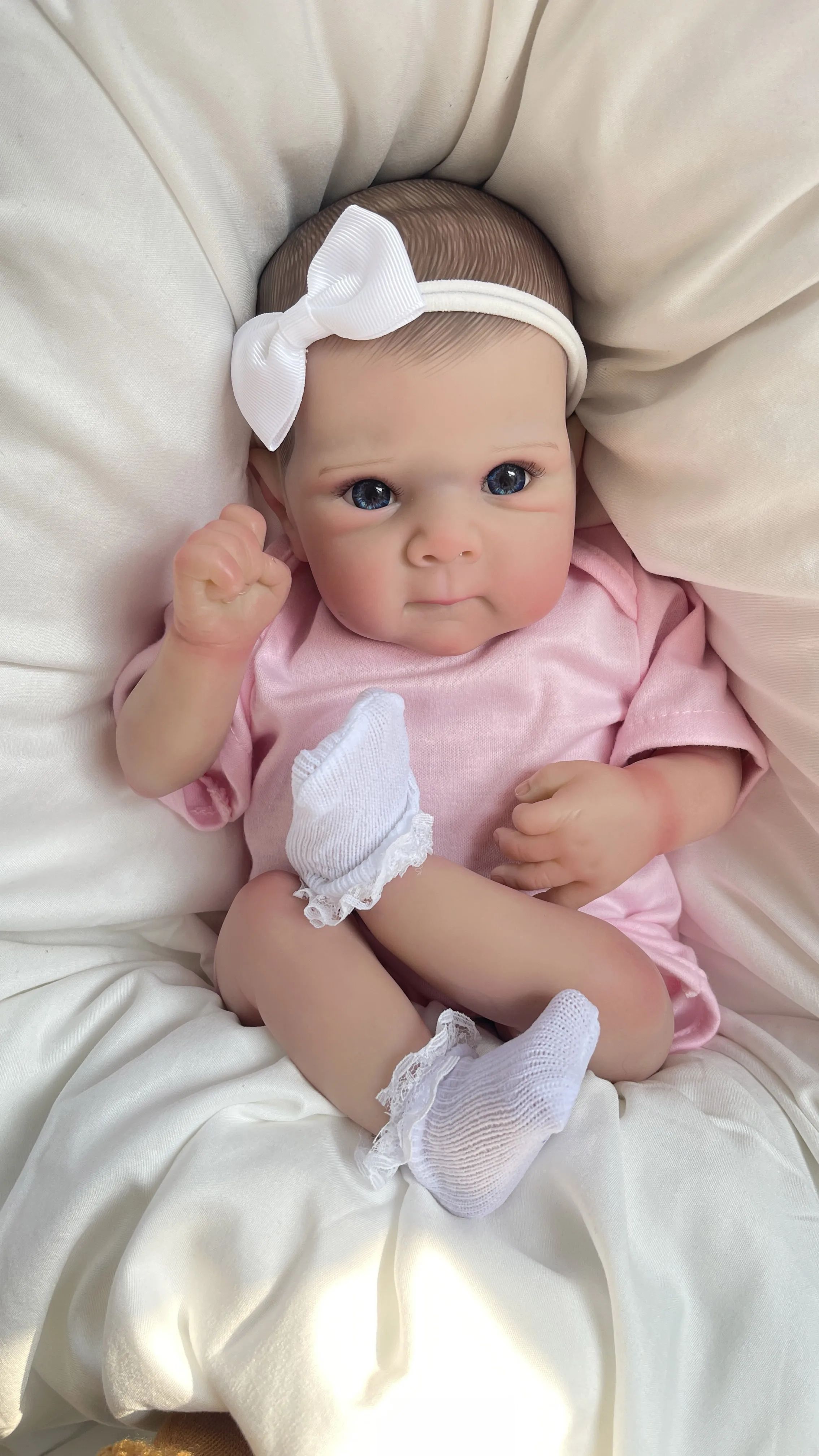 

Реалистичная мягкая на ощупь, приятная детская многослойная живопись, 3D кожа, 18 дюймов, видимые вены, ручная работа, кукла реборн Bettie