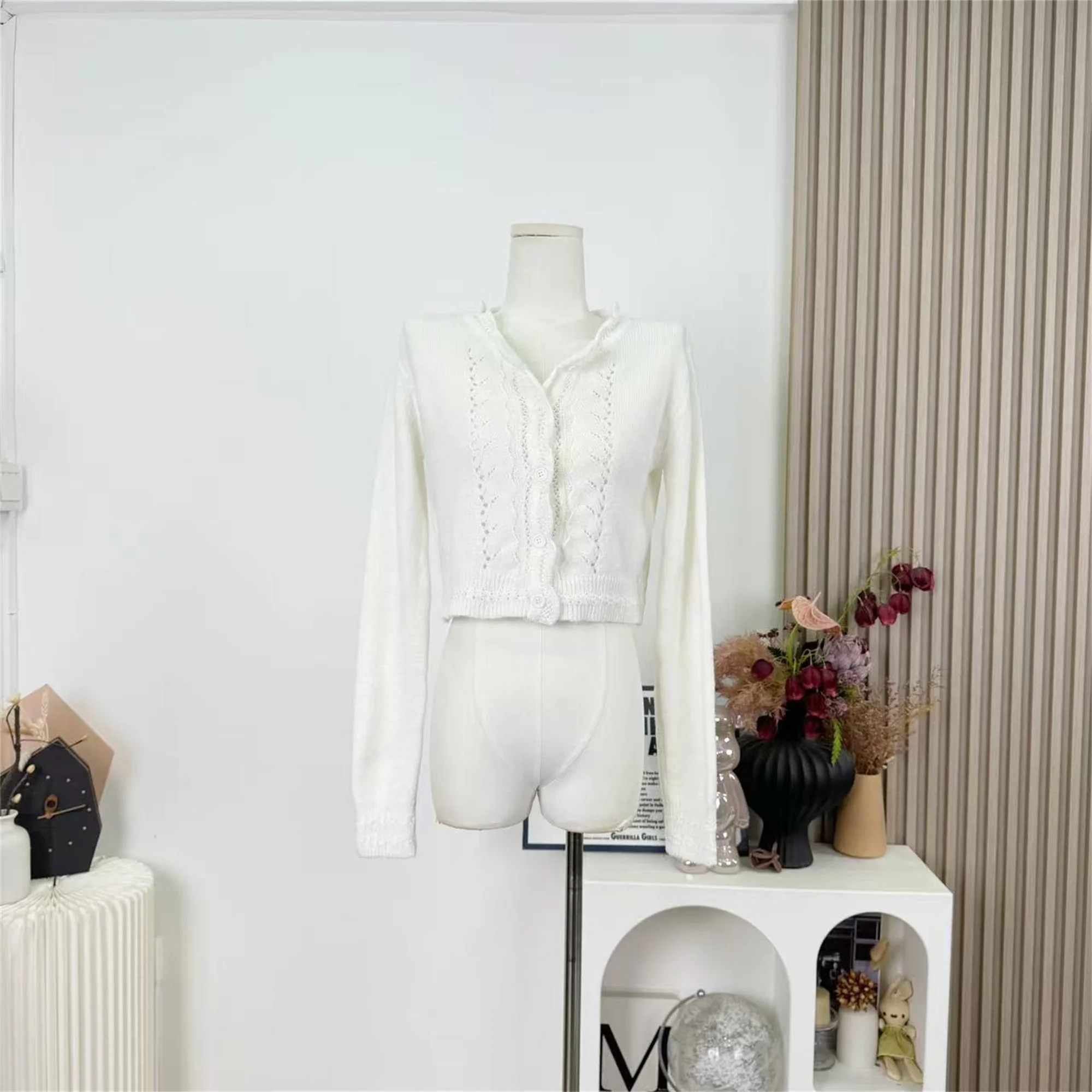 

Французский сладкий белый вязаный кардиган, женский свитер, куртка с длинным рукавом, весна-осень, кашемировый шерстяной джемпер с v-образным вырезом, F611