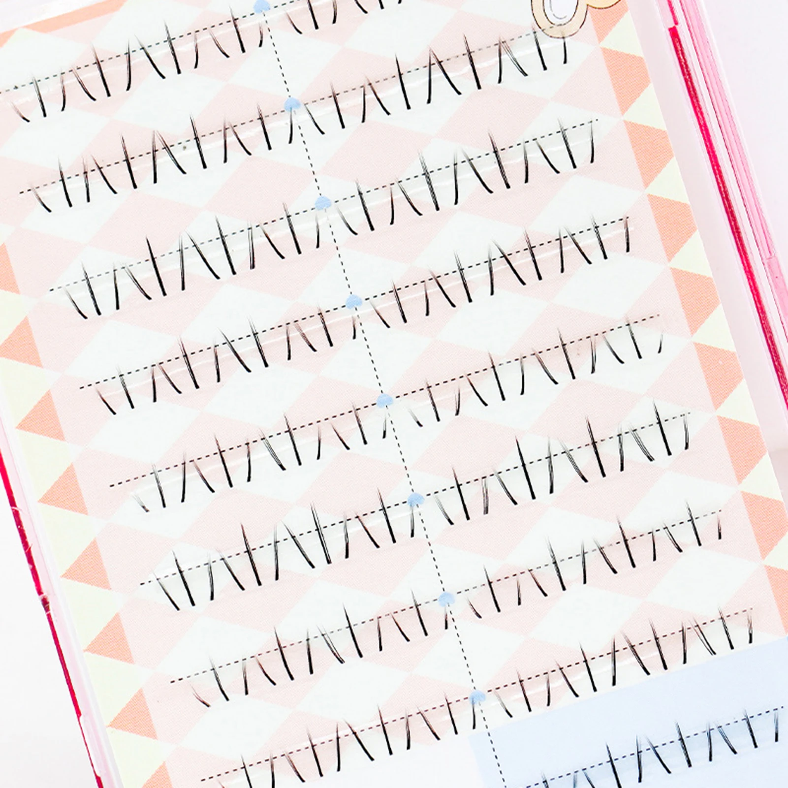 セグメント化されたつけまつげ,自然なつけまつげ,女性用化粧品,80個セット