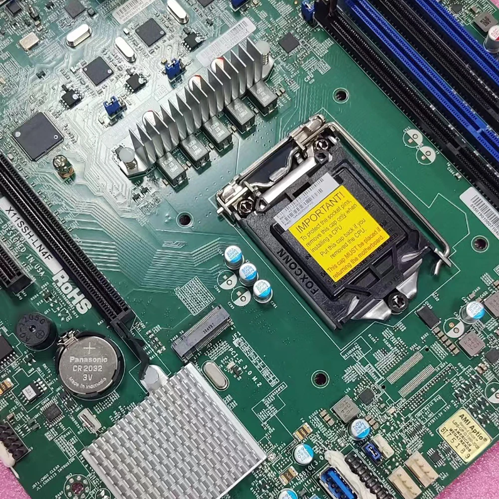 

Материнская плата v6/v5 7-го/6-го поколения E3-1200 X11SSH-LN4F