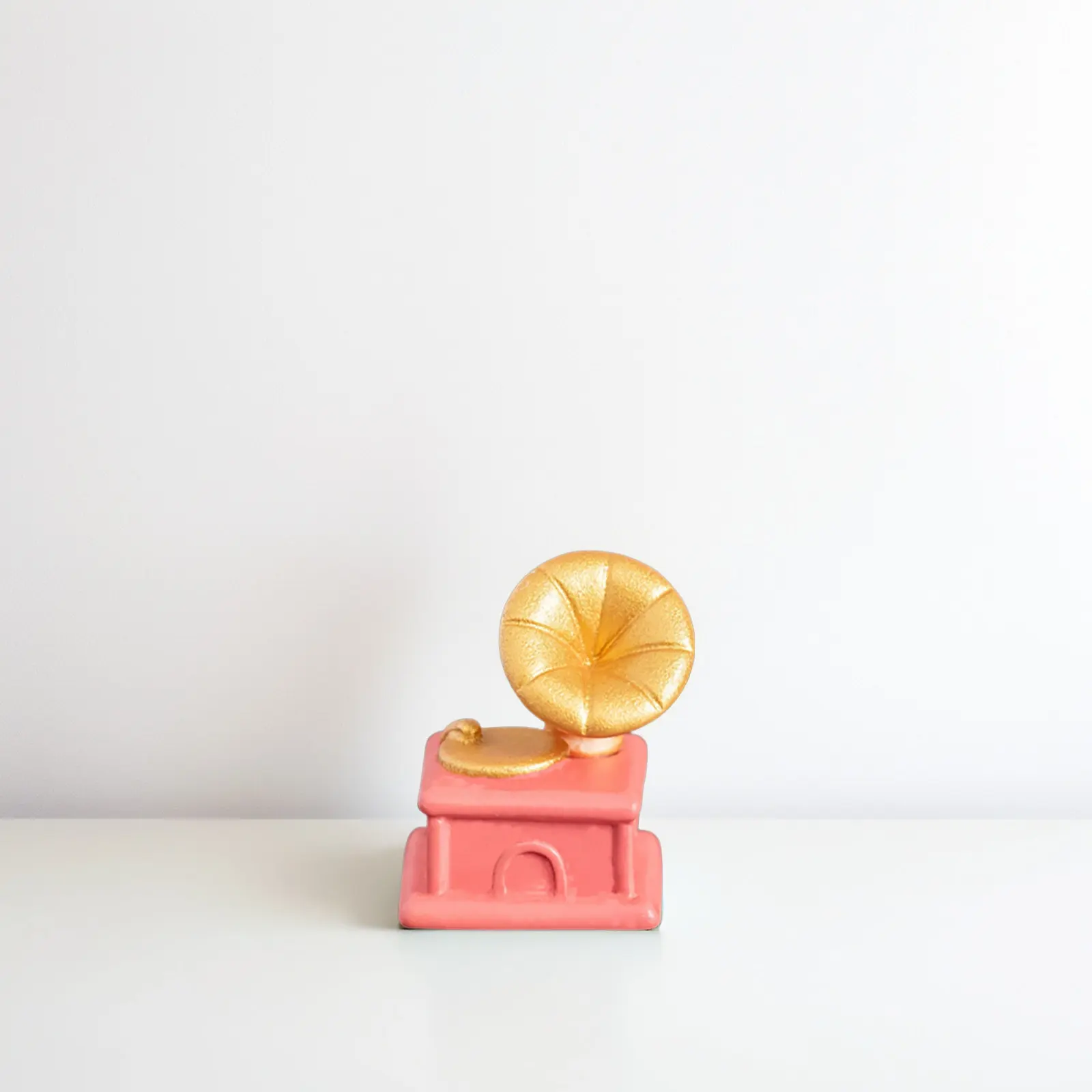 

Набор из 14 миниатюрных ретро-бытовых приборов: винтажные декоративные фигурки из смолы для DIY-проектов и домашнего декора