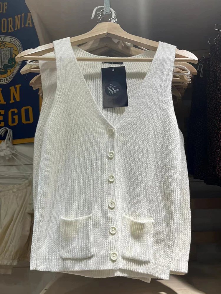 Vintage Knitted Button V Neck Tank Tops Sweet White Cotton Sleeveless Cardigan Vest Women Y2k Streetwear Summer Casual Tops Chic