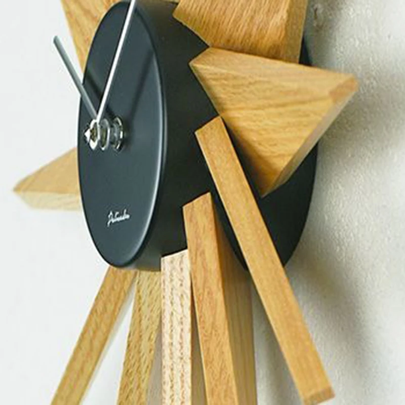 Wood Petal Shape Wall Clock Single Side Watches Interior Ornaments Silent Home Decoration Accessories Aesthetic Creative Design