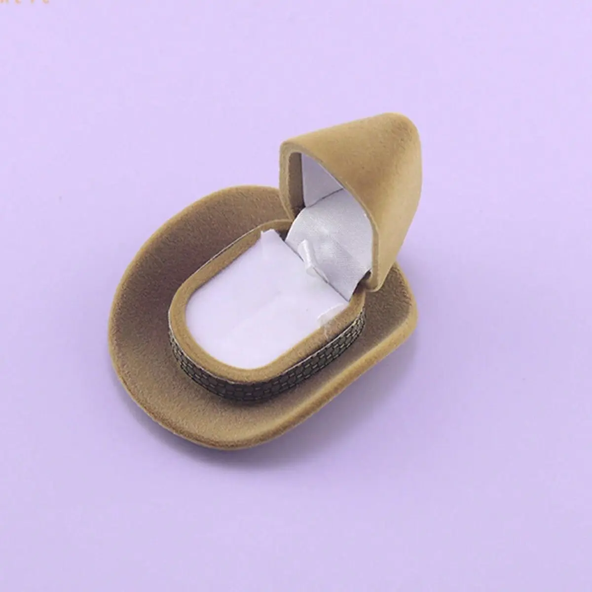 Креативная коробка в форме ковбойской шляпы для колец, бархатная витрина для ювелирных изделий, контейнер для хранения, дисплей для упаковки ювелирных изделий, новинка, 1 шт.