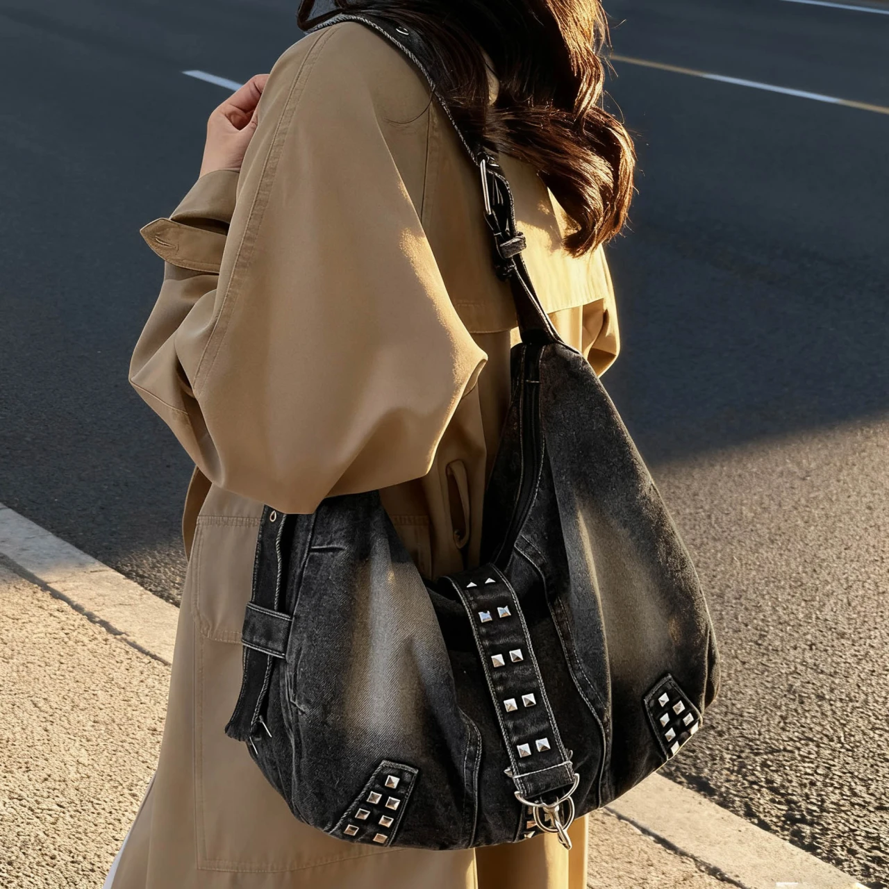 Classic Denim Shoulder Bags Women Large Capacity Canvas Crossbody Bags Cotton Rivet Vintage Bags French Style Female Packages