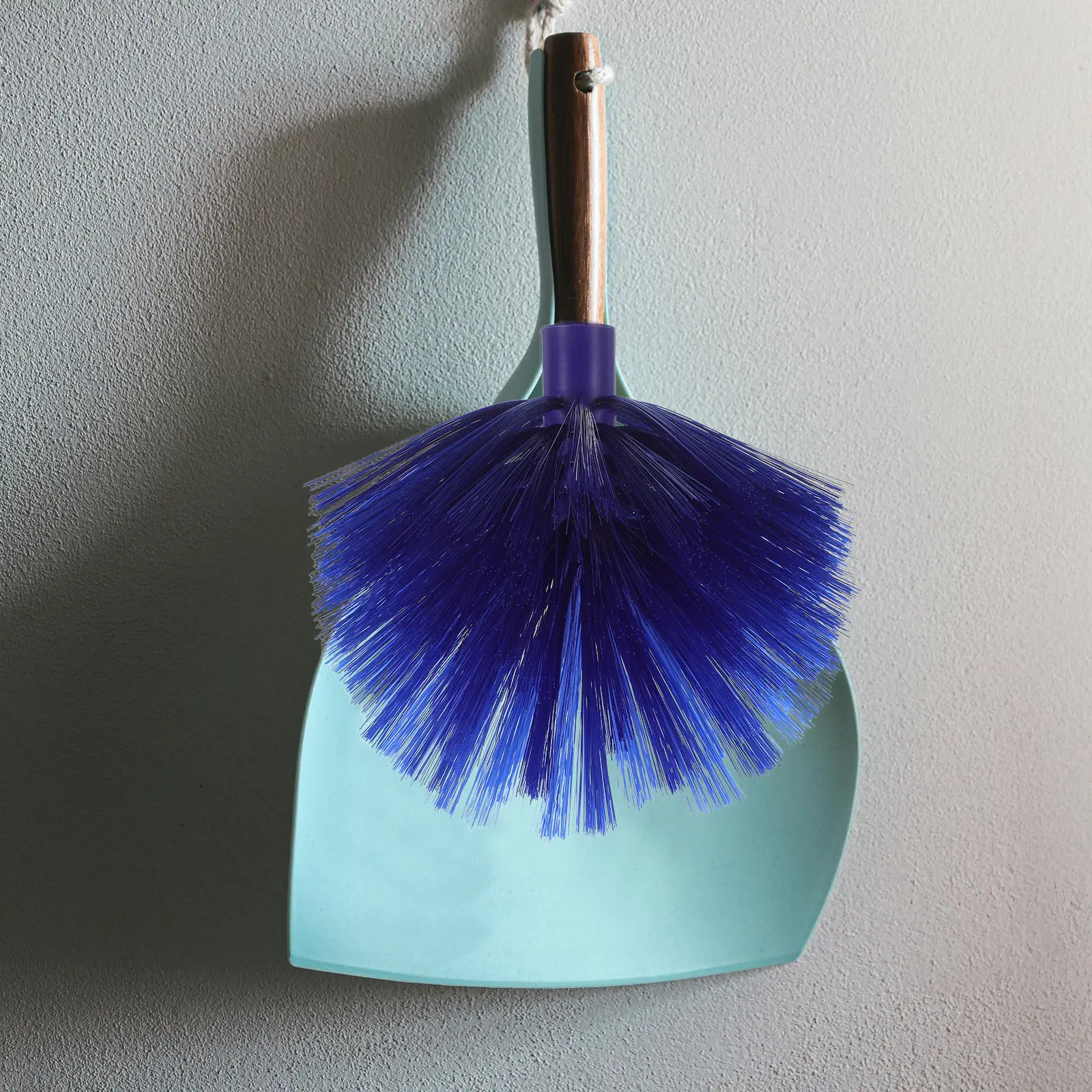 

2 шт. сменные насадки для щетки для удаления паутины, не царапающие поверхности, для чистки потолочных вентиляторов, эффективное удаление пыли в помещении и на улице