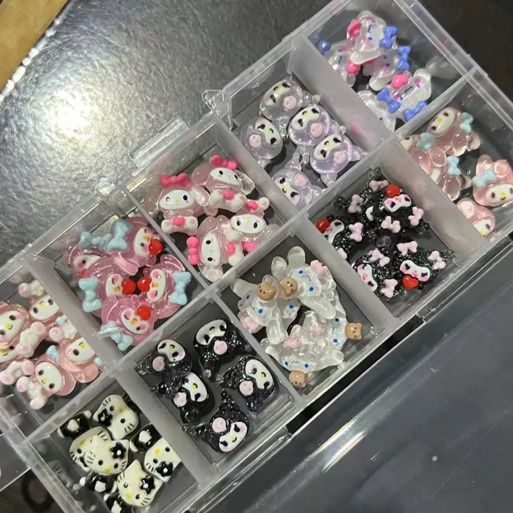 Sanrioed Kit de dijes de joyería de uñas de dibujos animados, gemas de diamantes de imitación Kawaii Kuromi para manicura, manualidades DIY