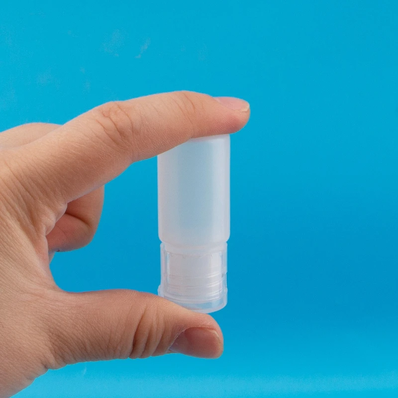 50/100 ชิ้น 10 มล. ขวดพลาสติกแบบอัดรีด PE กึ่งโปร่งแสง ฝาปิดแบบผีเสื้อ สำหรับเครื่องสำอาง ขวดหยดแบบแยกส่วน