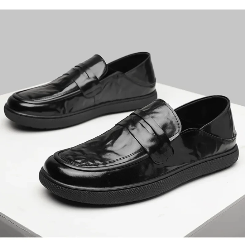 

New Shoes for Man Leather Business Casual Shoes Comfortable Flat Skate Shoes Street Cool Slip-on Loafer