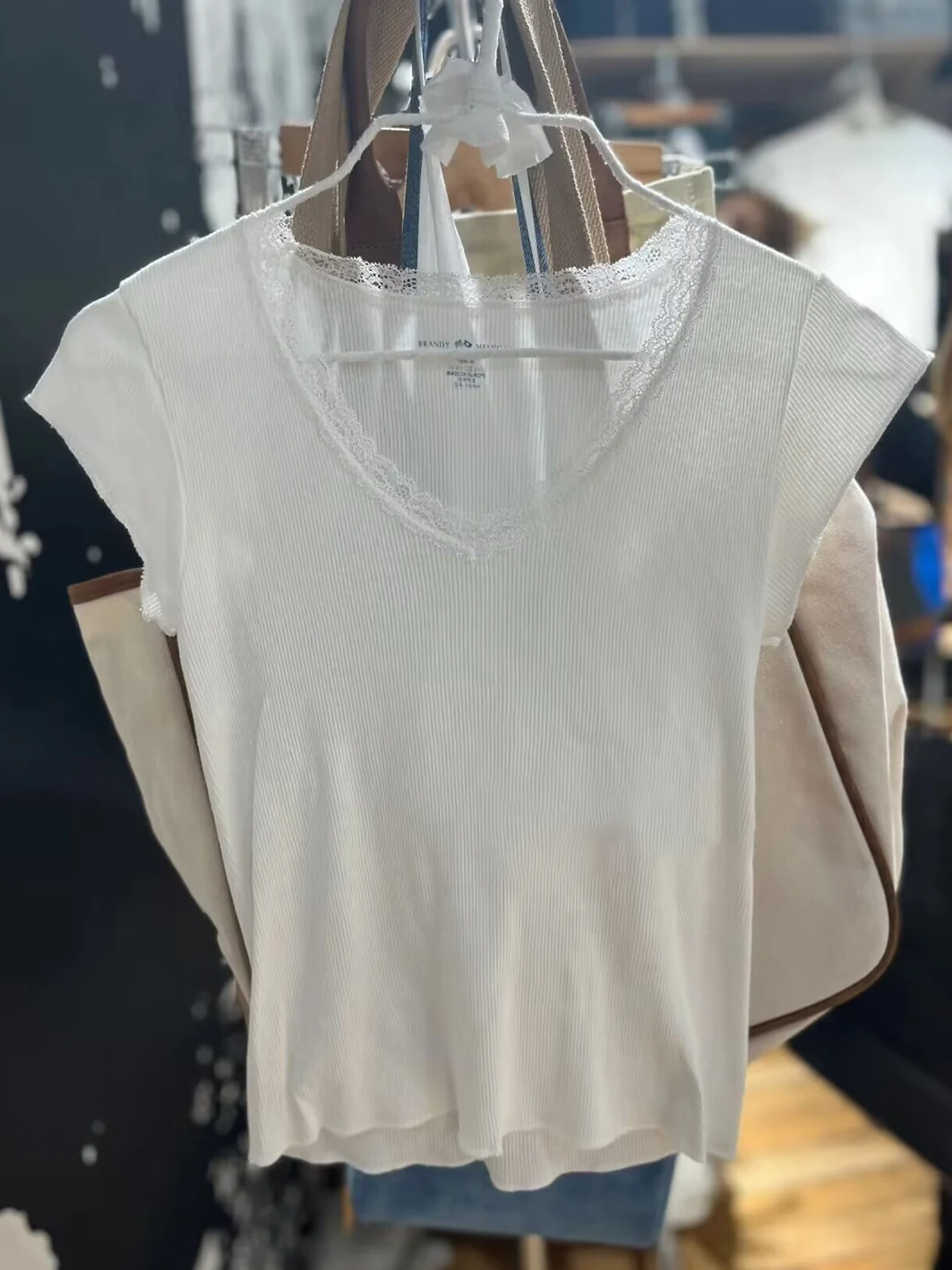 White Ribbed Basic T-Shirt For Woman Summer Lace Trim V-neck Short Sleeve Slim Tee Shirt Sweet Girl Cute Cotton Tshirt Tops