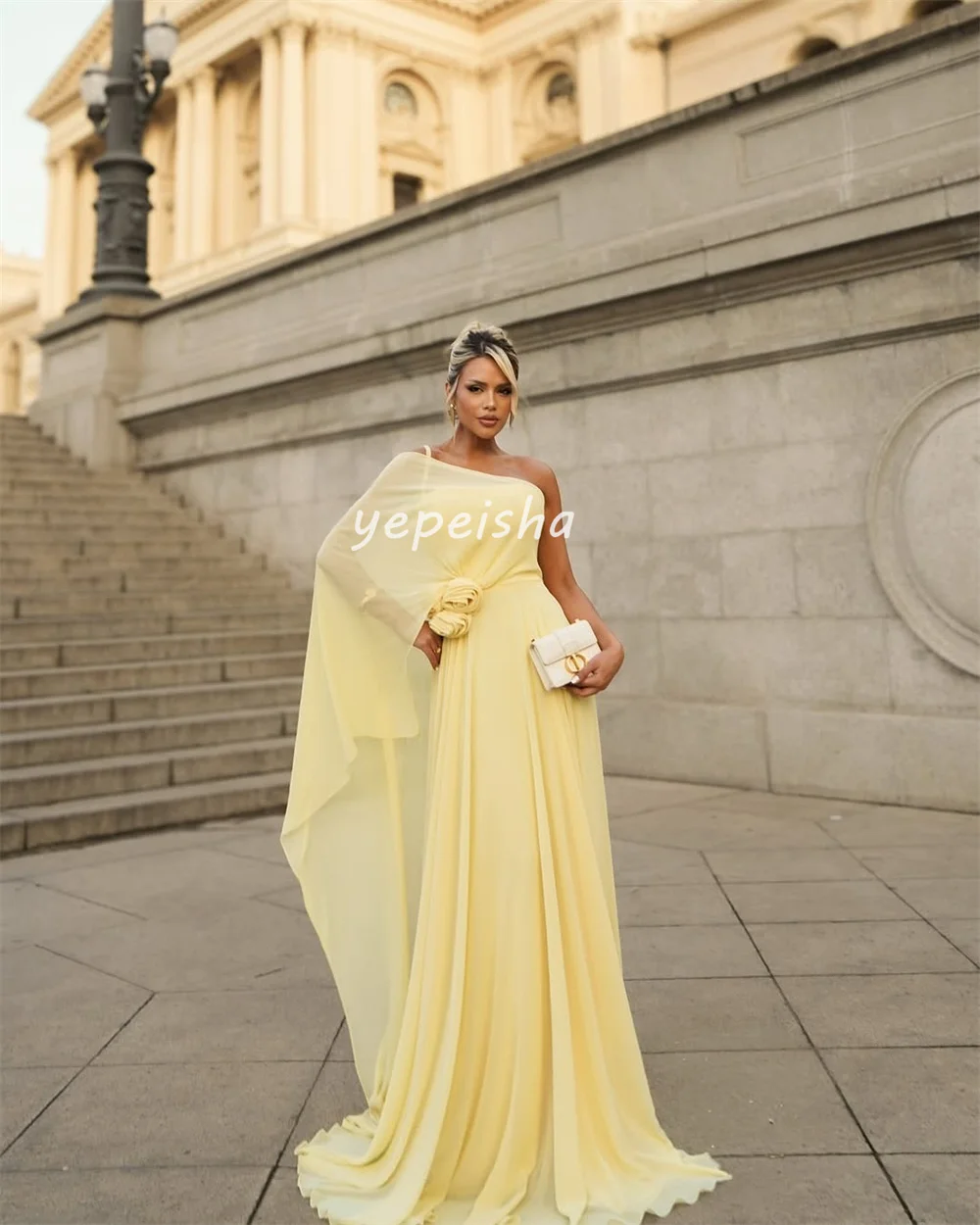 Vestidos largos clásicos personalizados de gasa drapeados con pliegues hechos a mano y flores, vestidos largos de un solo hombro, vestidos para ocasiones a medida, sencillos y elegantes